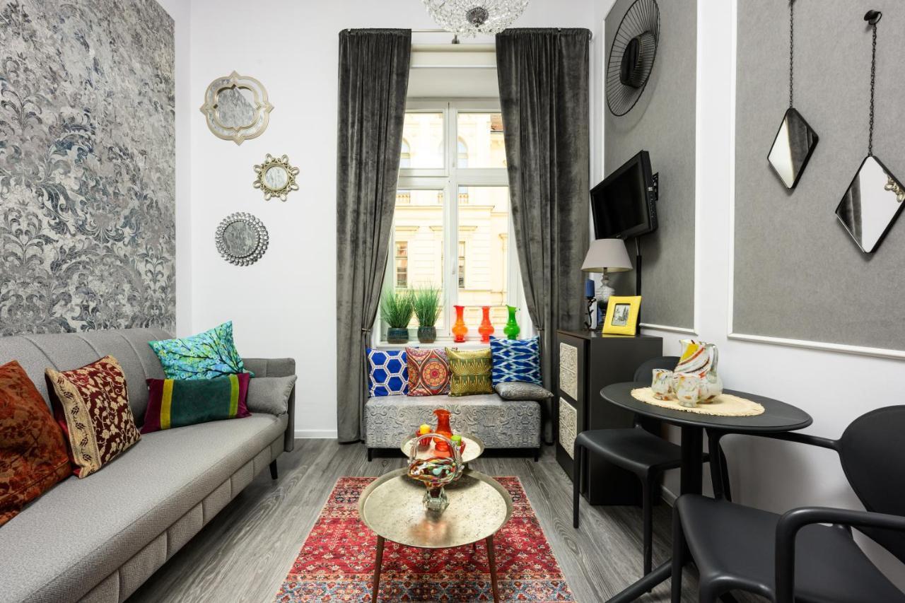 Native Apartments Studencka 25 Krakow Exterior photo