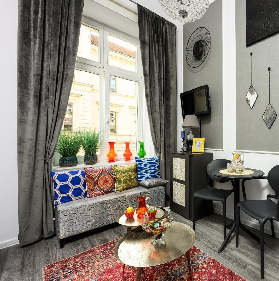 Native Apartments Studencka 25 Krakow Exterior photo